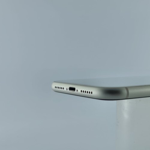 Смартфон Apple iPhone 11 128 GB White USED **