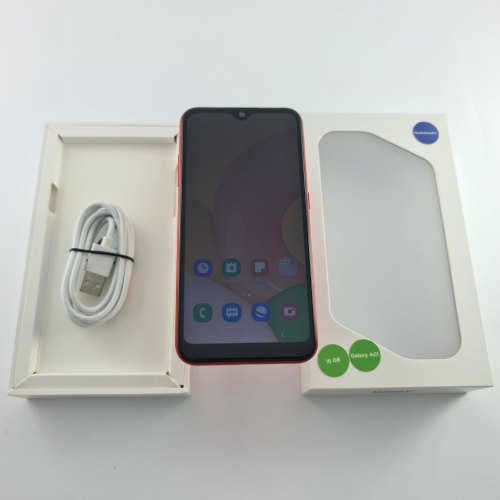 Смартфон Samsung Galaxy A01 16 GB Red USED **