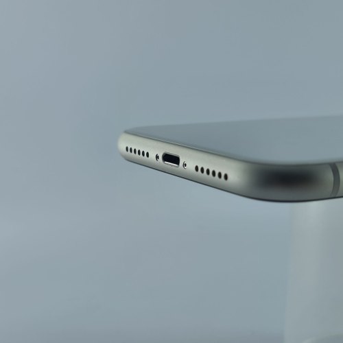 Смартфон Apple iPhone 11 64 GB White USED **