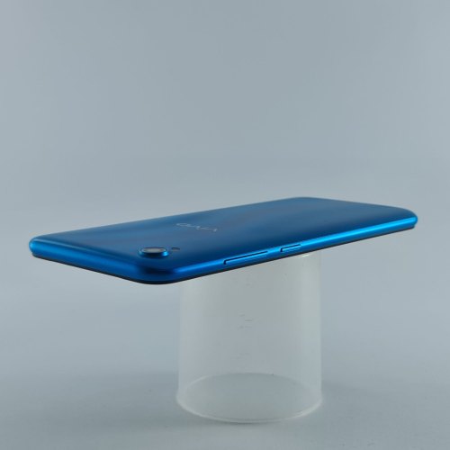 Смартфон Vivo Y1S 32 GB Ripple Blue USED **