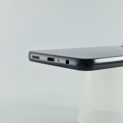 Смартфон Samsung Galaxy A05 128 GB Black USED **