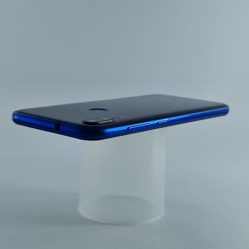 Смартфон Xiaomi Mi Play 4/64Gb Blue USED **
