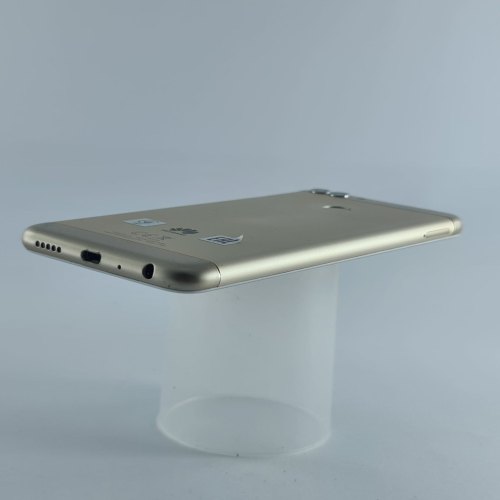 Смартфон Huawei P Smart 2018 3/32Gb Gold (FIG-LX1) USED **