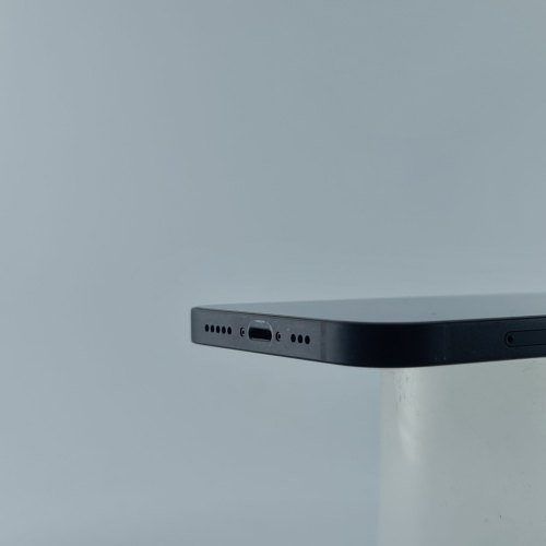 Смартфон iPhone 13 128GB Midnight, Model A2633 USED **