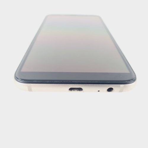 Смартфон Samsung Galaxy A6 2018 32 GB Gold USED **