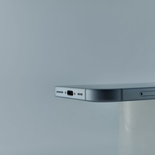 Смартфон iPhone 15 256GB Blue,Model A3090 USED **