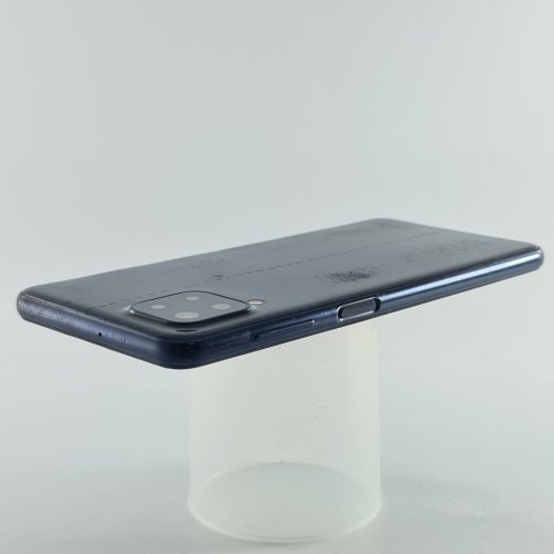 Смартфон Samsung Galaxy M32 128 GB Light Blue USED **