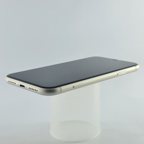 Смартфон Apple iPhone 11 64 GB White USED **