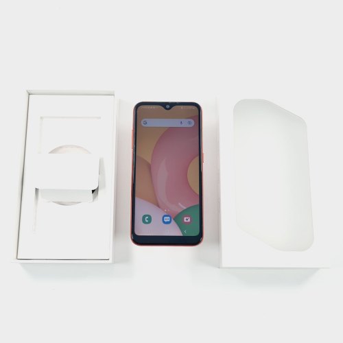 Смартфон Samsung Galaxy A01 16 GB Red USED **