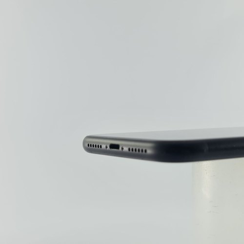 Смартфон Apple iPhone Xr 64 GB Black USED **