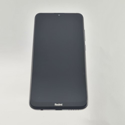 Смартфон Xiaomi Redmi 8 4/64Gb Black USED **