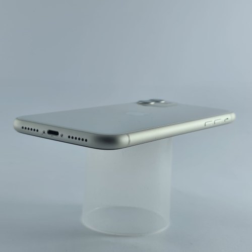 Смартфон Apple iPhone 11 256 GB White USED **
