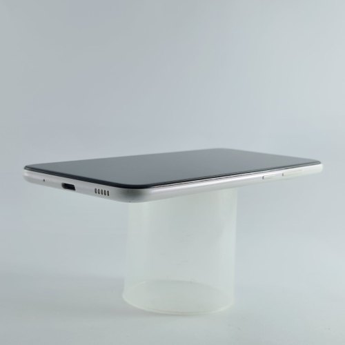 Смартфон Samsung Galaxy A11 32 GB White USED **