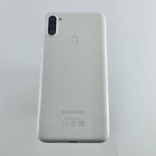 Смартфон Samsung Galaxy A11 32 GB White USED **