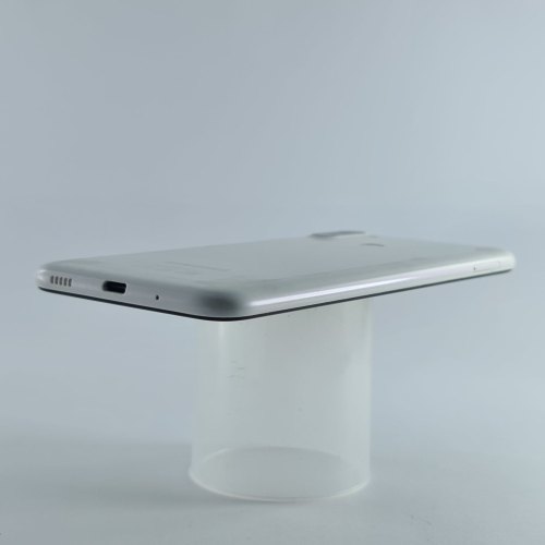 Смартфон Samsung Galaxy A11 32 GB White USED **
