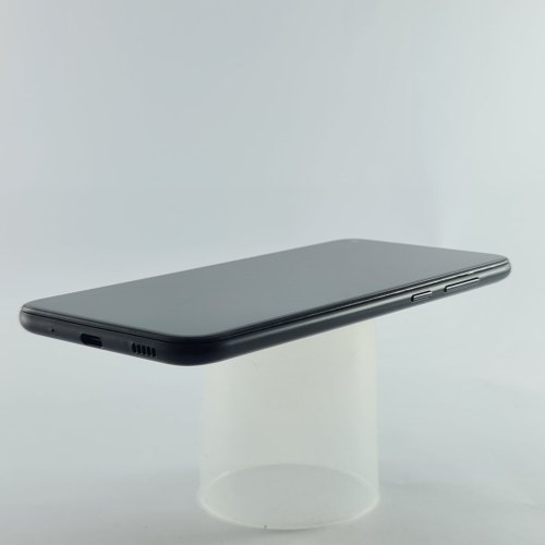 Смартфон Samsung Galaxy A11 32 GB Black USED **