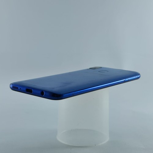 Смартфон Samsung Galaxy A40 64 GB Blue USED **