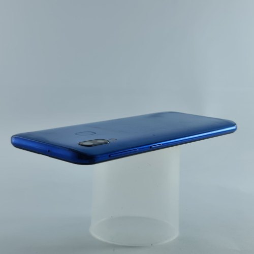 Смартфон Samsung Galaxy A40 64 GB Blue USED **