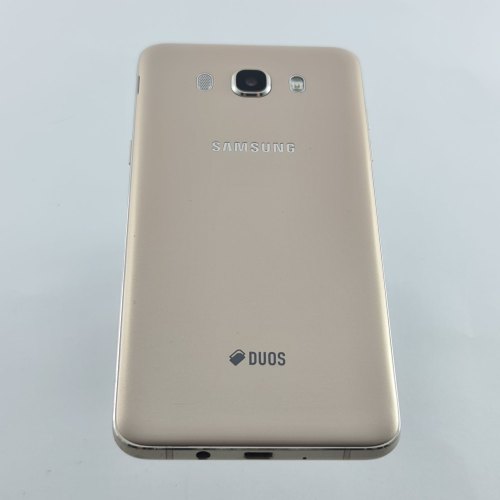 Смартфон Samsung Galaxy J7 2016 16 GB Gold USED **