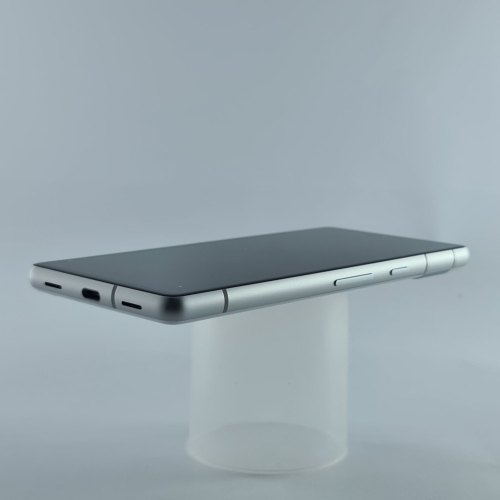 Смартфон GOOGLE Pixel 7a 5G 128 GB Snow USED **