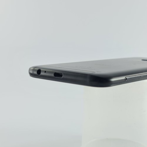 Смартфон Samsung Galaxy A6 2018 (A600F) 32Gb Black (SM-A600FZKNSEK) USED **