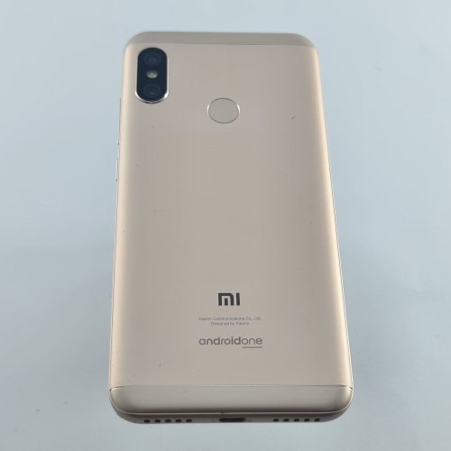 Смартфон Xiaomi Mi A2 lite 64 GB Gold USED **