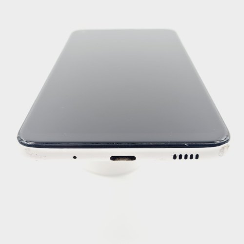 Смартфон Samsung Galaxy A11 32 GB White USED **