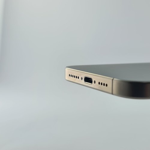 Смартфон iPhone 15 Pro Max 1TB Natural Titanium,Model A3106 USED **