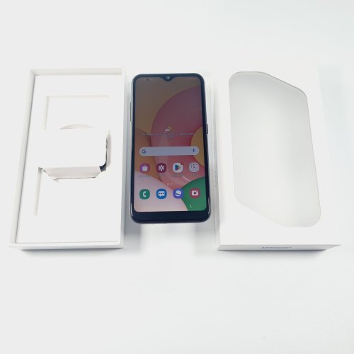 Смартфон Samsung Galaxy A01 16 GB Black USED **