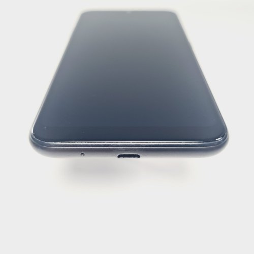 Смартфон Samsung Galaxy A01 16 GB Black USED **