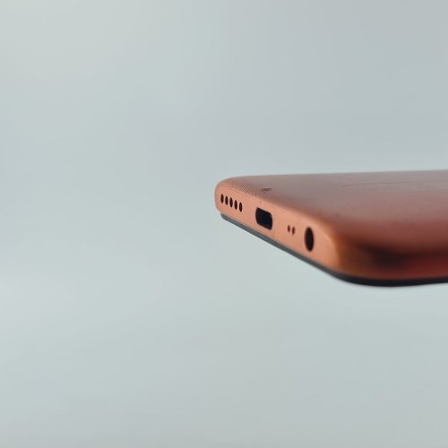 Смартфон Xiaomi Redmi 8A 32 GB Sunset Red USED **