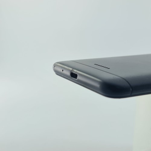 Смартфон Xiaomi Redmi 6 3/32Gb Black USED **