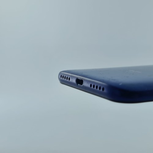 Смартфон Xiaomi Redmi 7 32 GB Comet Blue USED **