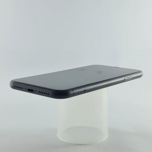 Смартфон Apple iPhone 11 64 GB Black USED **
