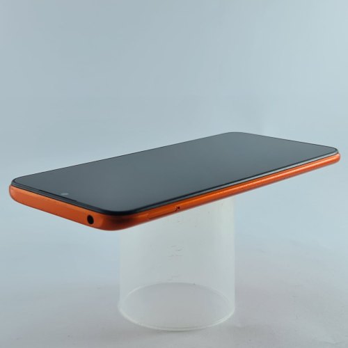Смартфон Xiaomi Redmi 9C 64 GB Sunrise Orange USED **