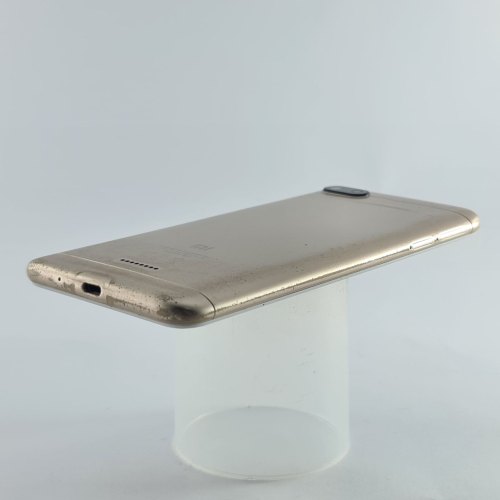 Смартфон Xiaomi Redmi 6A 16 GB Gold USED **
