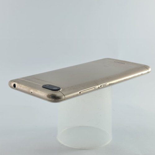 Смартфон Xiaomi Redmi 6A 16 GB Gold USED **