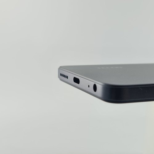 Смартфон Tecno Spark Go 2024 (BG6) 4/64Gb Gravity Black USED **