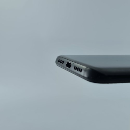 Смартфон OnePlus 6T 128 GB Mirror Black USED **