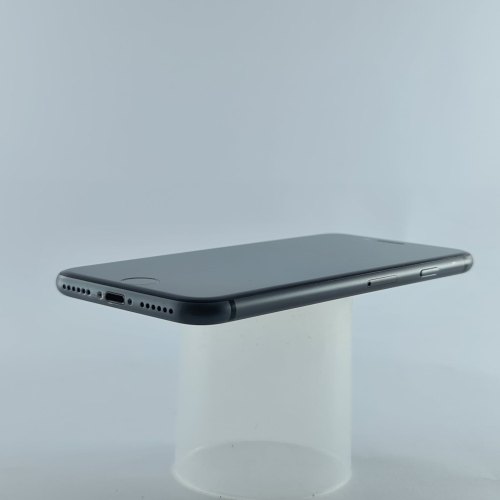 Смартфон Apple iPhone 8 64 GB Space Gray USED **