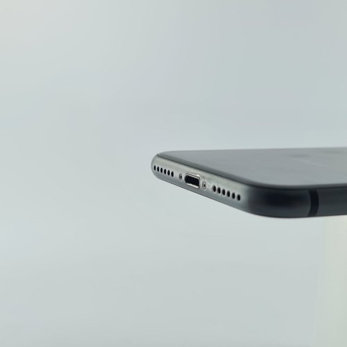 Смартфон Apple iPhone 8 64 GB Space Gray USED **
