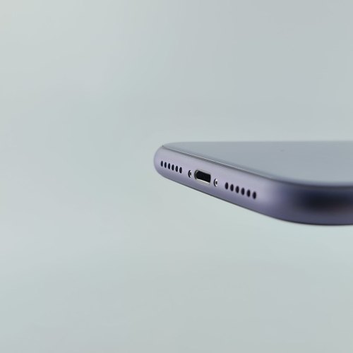 Смартфон Apple iPhone 11 128 GB Purple USED **