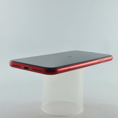 Смартфон Apple iPhone 11 64 GB Red USED **