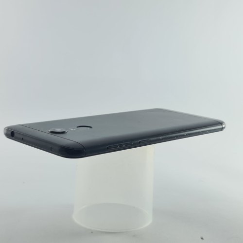 Смартфон Xiaomi Redmi 5 Plus 32 GB Black USED **