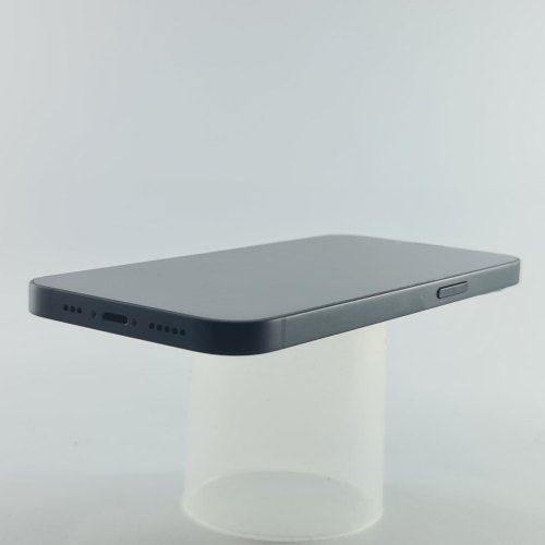 Смартфон Apple iPhone 13 256 GB Midnight USED **