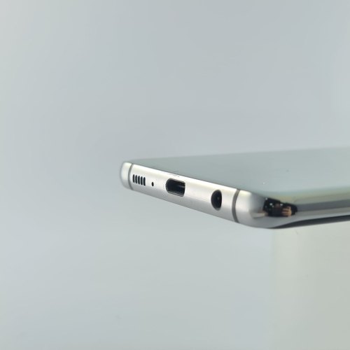 Смартфон Samsung Galaxy S10+ 128 GB White USED **