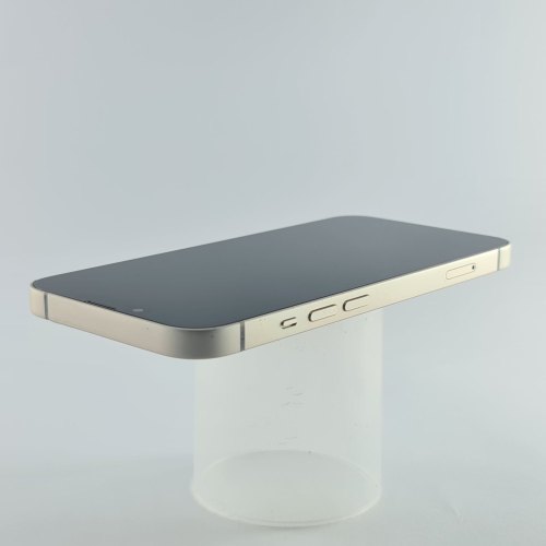 Смартфон Apple iPhone 13 256 GB Starlight USED **