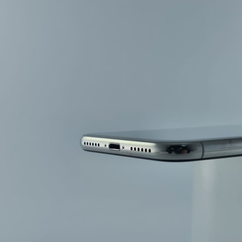 Смартфон Apple iPhone X 64 GB Silver USED **