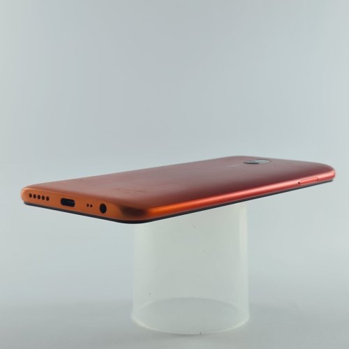 Смартфон Xiaomi Redmi 8A 4/64Gb Sunset Red USED **