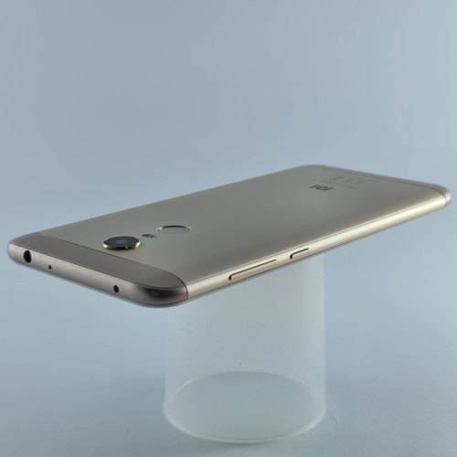 Смартфон Xiaomi Redmi 5 Plus 4/64Gb Gold USED **